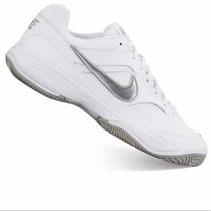 Nike CourtLite tennis shoes